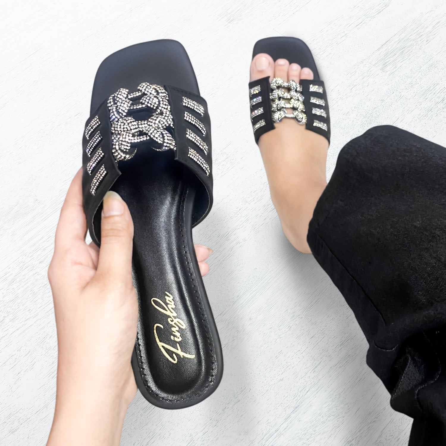 BELLA FLAT SLIPPER